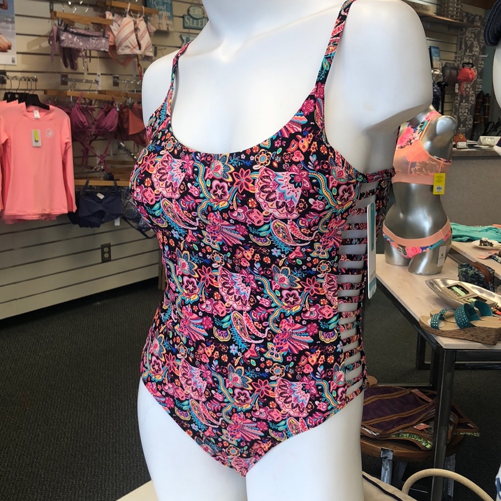 Borderline 1pc Swimsuit NWT